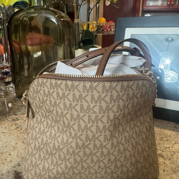 Michael Kors Tan and Cream Mini Bag - Picture 3 of 4